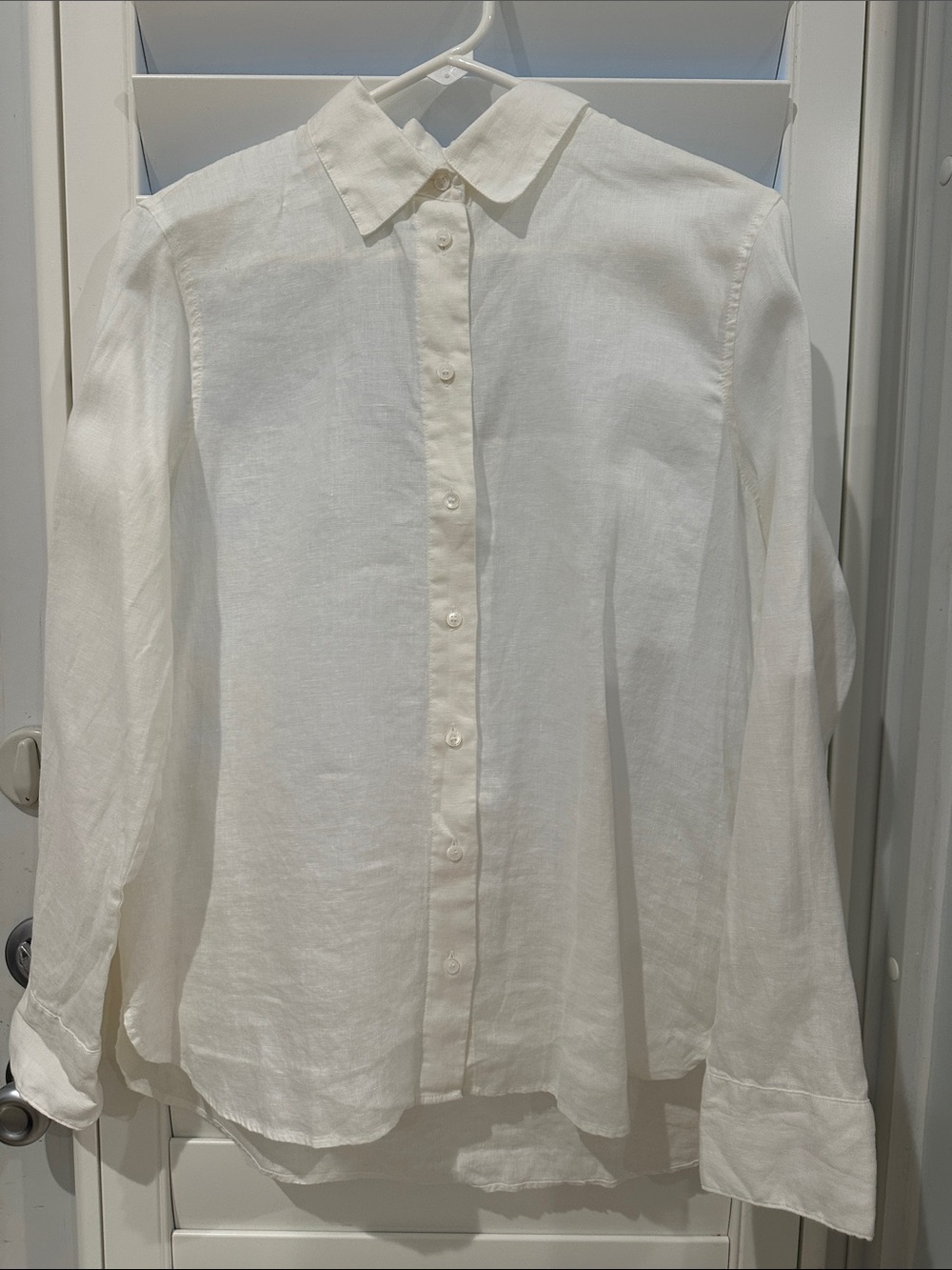 Banana Republic White Linen Button-Front Blouse